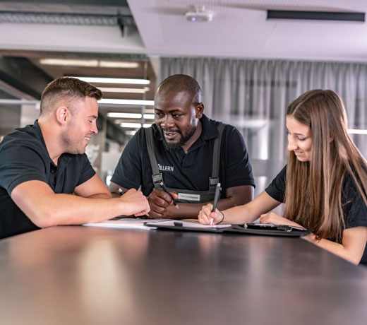 Ausbildung und Studium