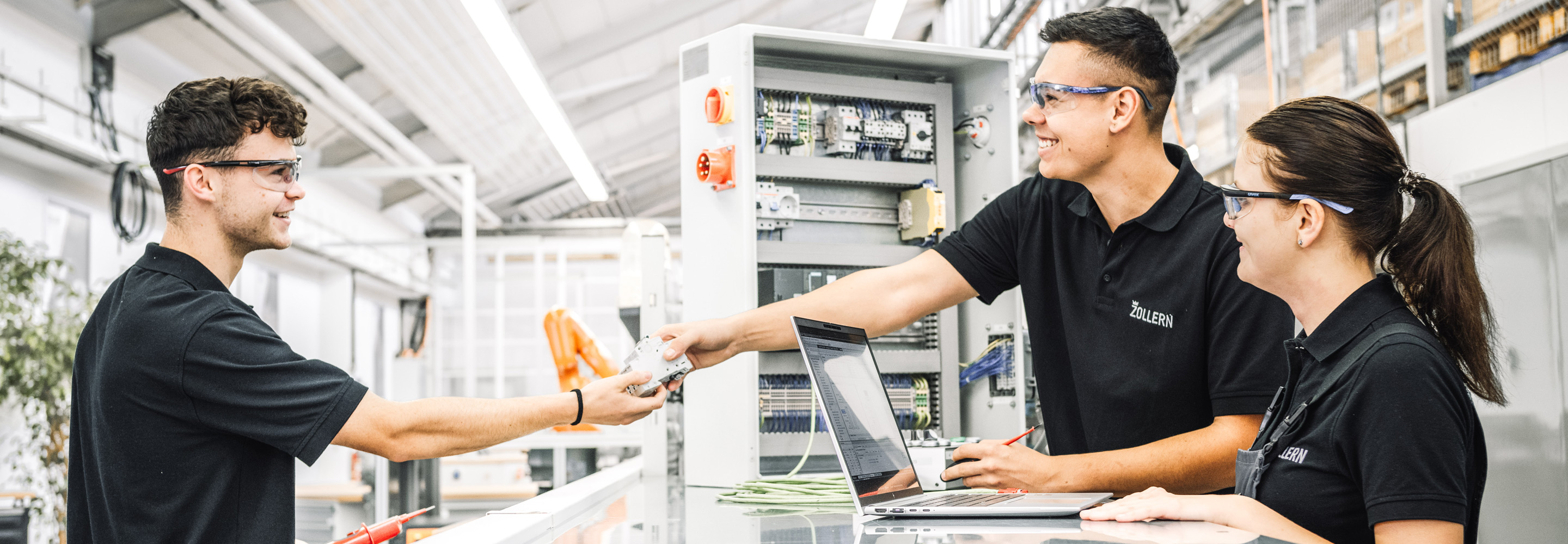 Ausbildung und Studium bei Zollern